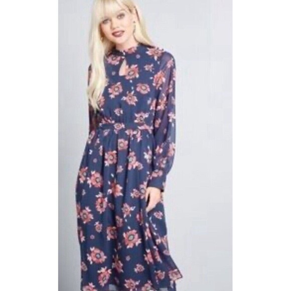 MODCLOTH Retro More To Adore Floral Print Dress Size Small Navy Long Sleeve NWOT - Picture 1 of 16